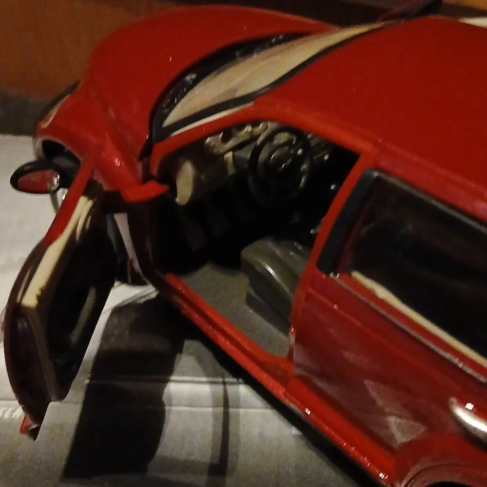 🤠2001 CHRYSLER PT CRUISER DIE CAST 1:24 SCALE BURGANDY (DARK RED) CAR